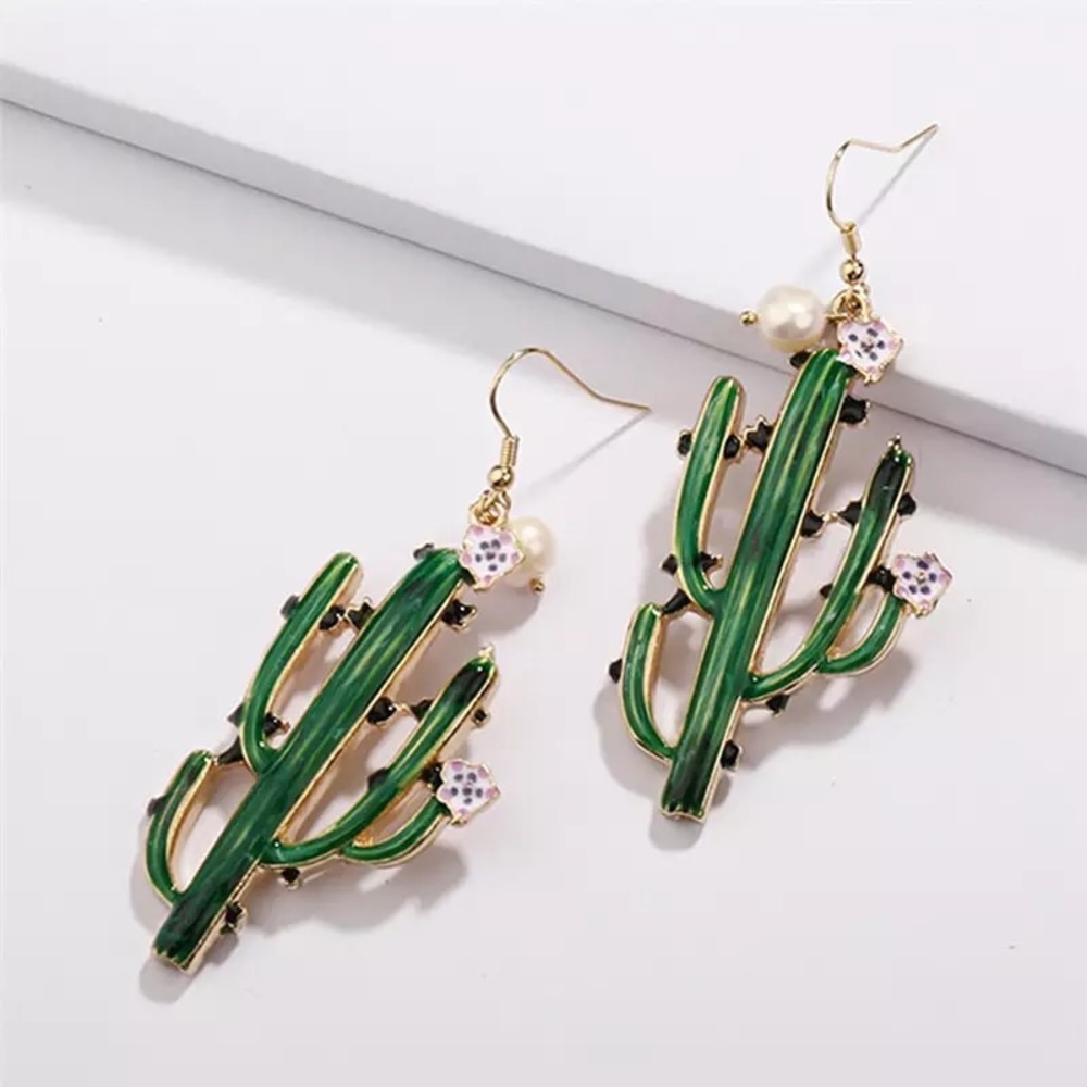 Plant Earrings - Picture 1 of 3